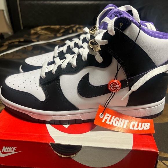 Men’s Nike Dunk size 8.5 - Picture 3 of 5